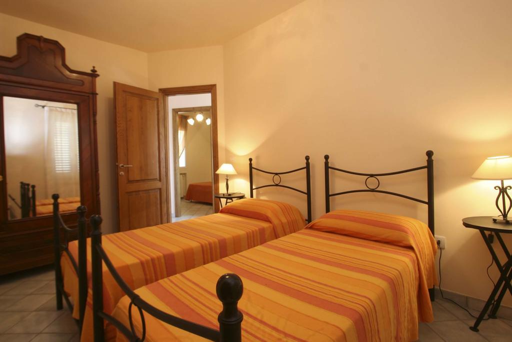 Lo Scoglio - Goelba Villa Capoliveri  Phòng bức ảnh